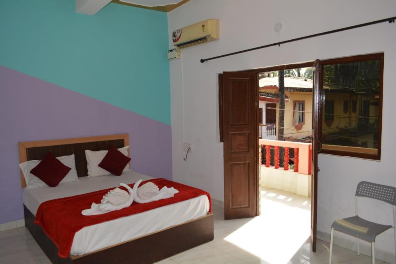 Esther Guest House Calangute Chambre photo