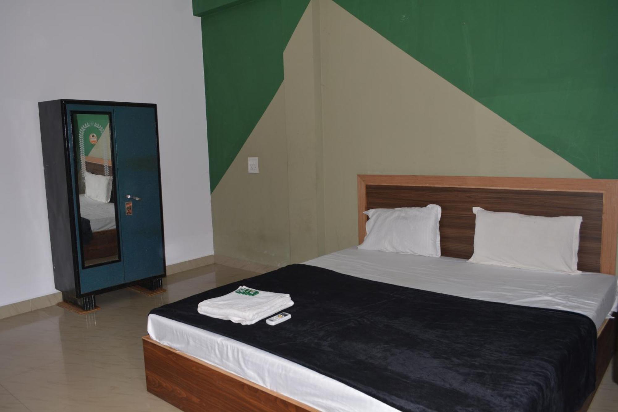 Esther Guest House Calangute Chambre photo