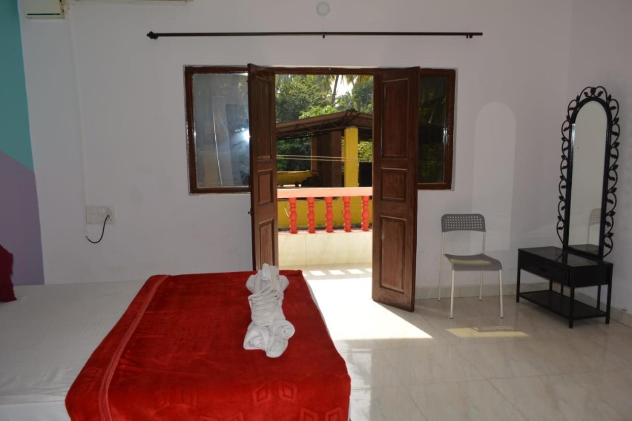 Esther Guest House Calangute Chambre photo